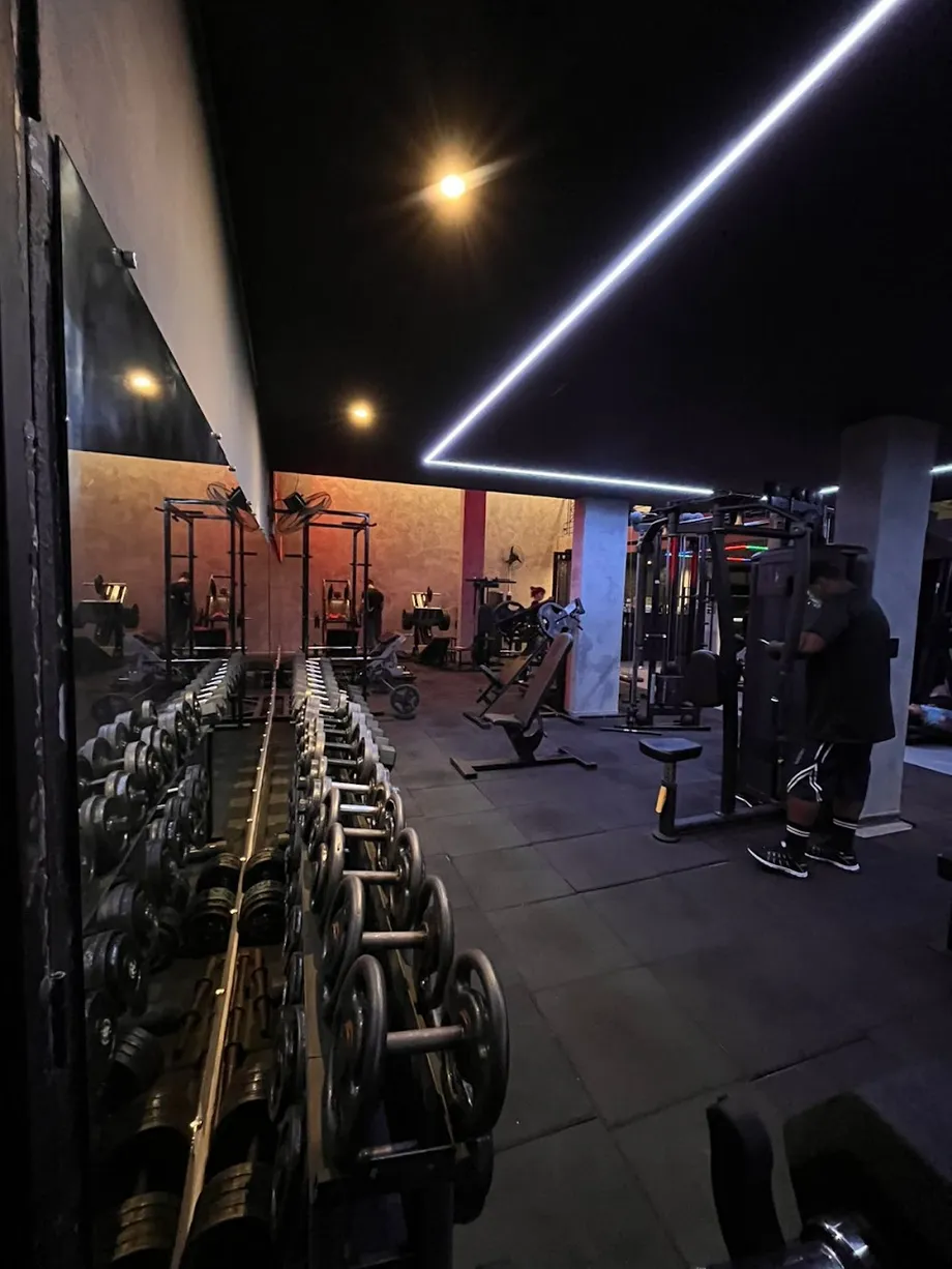 Fisicus Fitness Academia