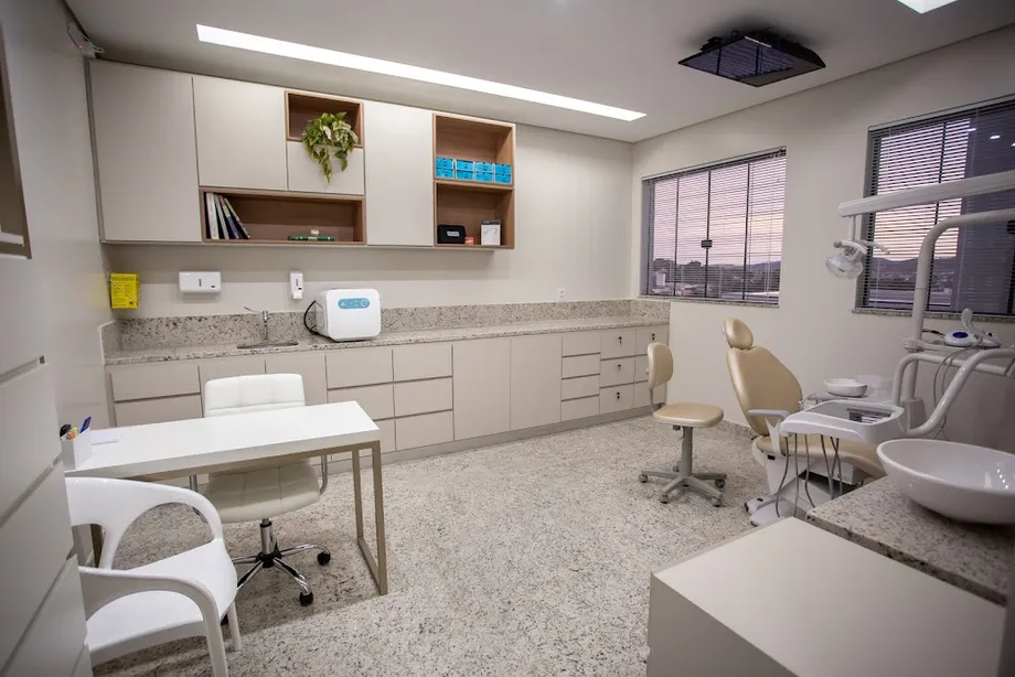 Molar Odontologia Especializada