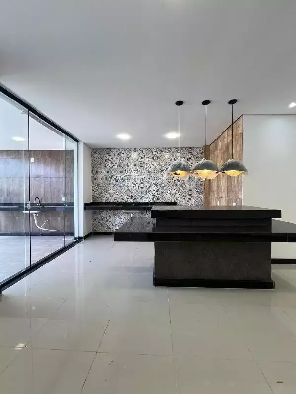 Casa 3 quartos, 250 m² – Nogueira Machado