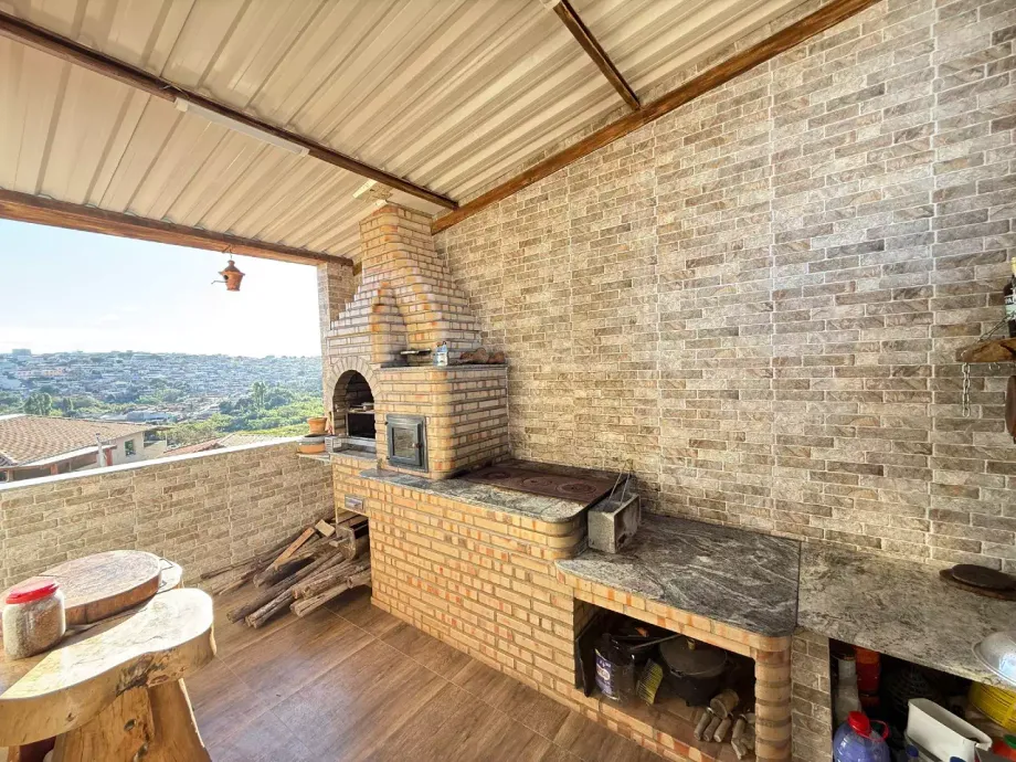 Casa 4 quartos, 2 suítes à venda no Aeroporto