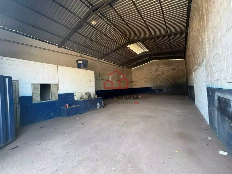 Galpão 237 m² para alugar no Santa Mônica