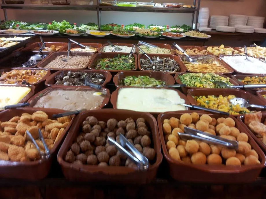 Restaurante Self-Service – Casa do João Pedro