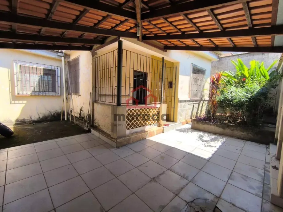 Casa 3 quartos à venda no bairro Santo Antônio