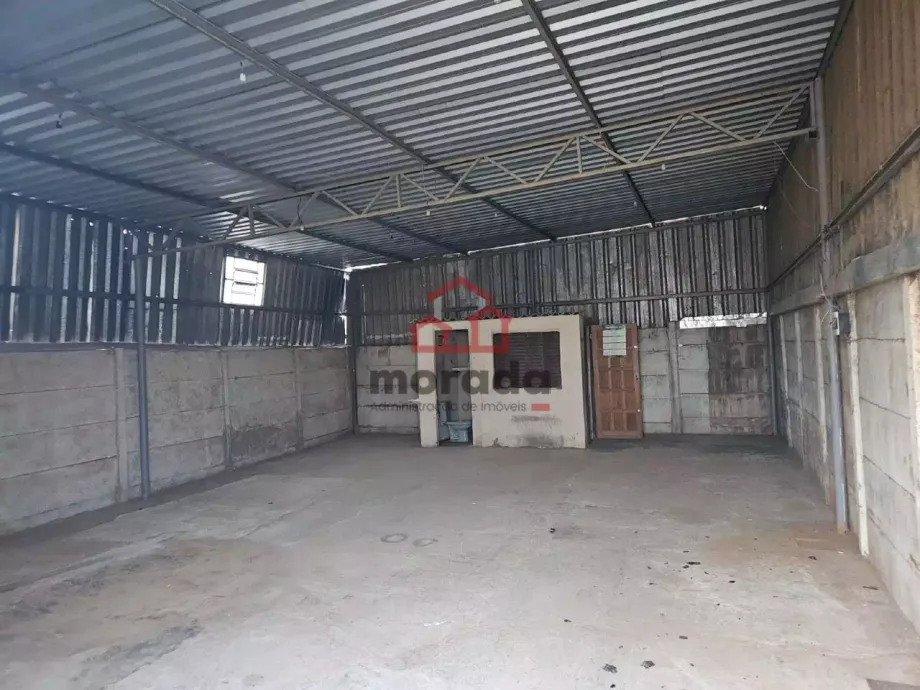 Galpão para aluguel no Morro do Engenho — 97,50 m²