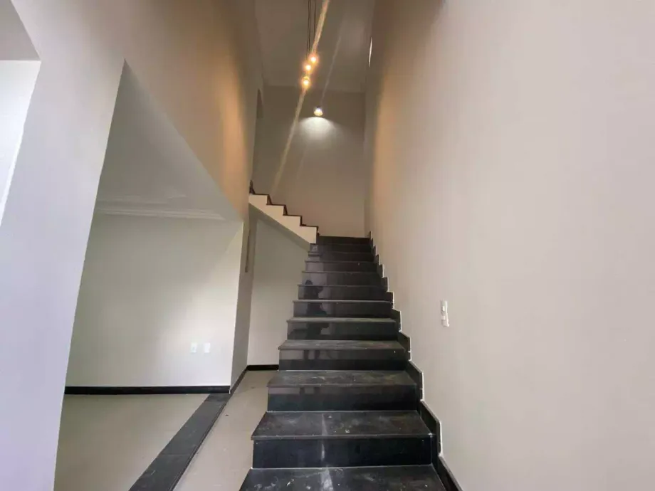 Casa para aluguel no bairro Centro, em Itaúna