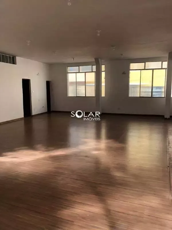 Loja para aluguel no Centro — 288 m²