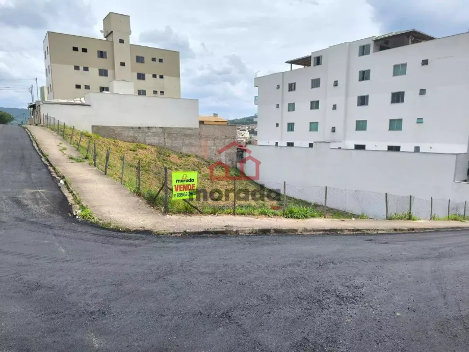 Lote à venda no Olímpio Moreira — 996 m², 3 lotes juntos
