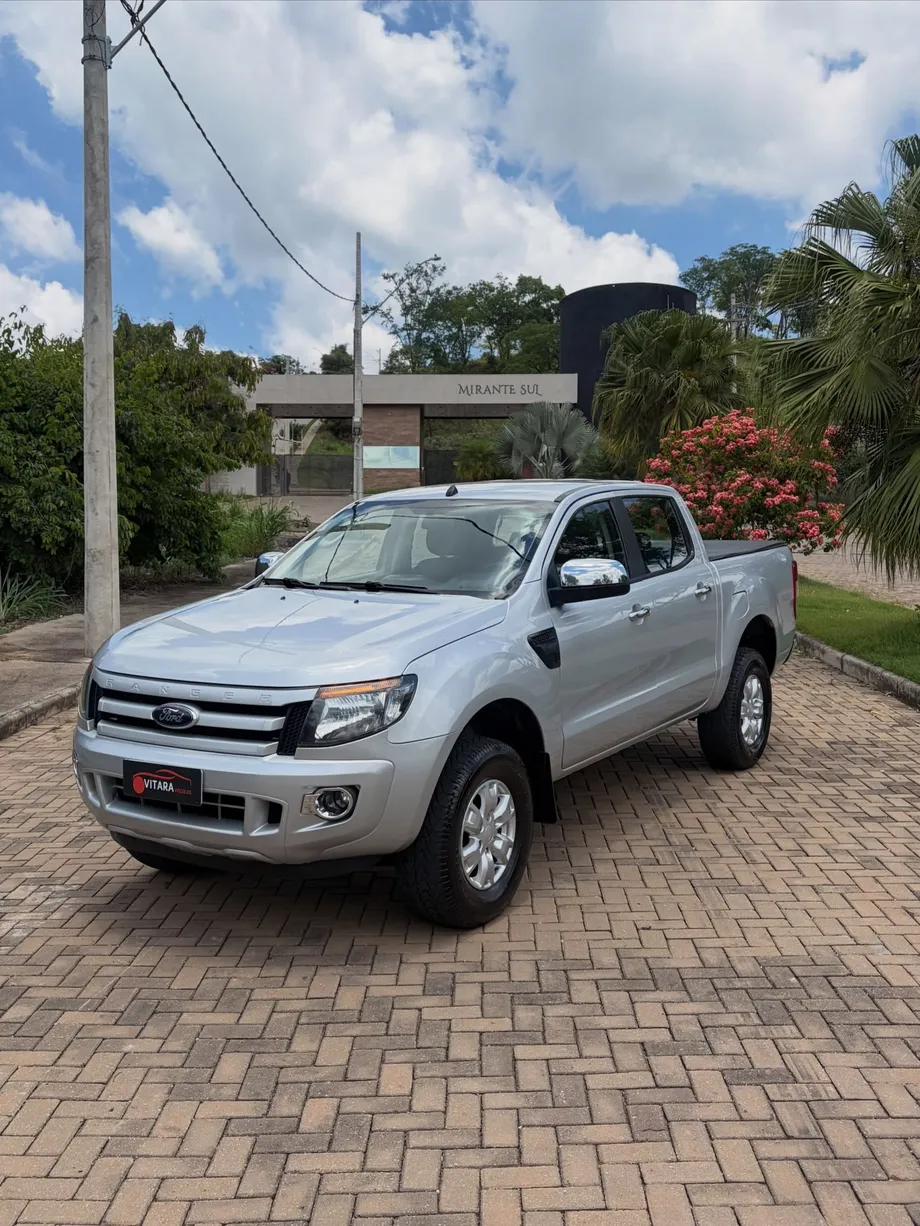 Ford Ranger XLS 2.5 Flex 12/13 à venda
