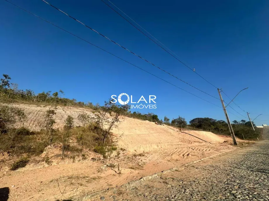 Lote à venda no Condomínio Solar dos Lagos