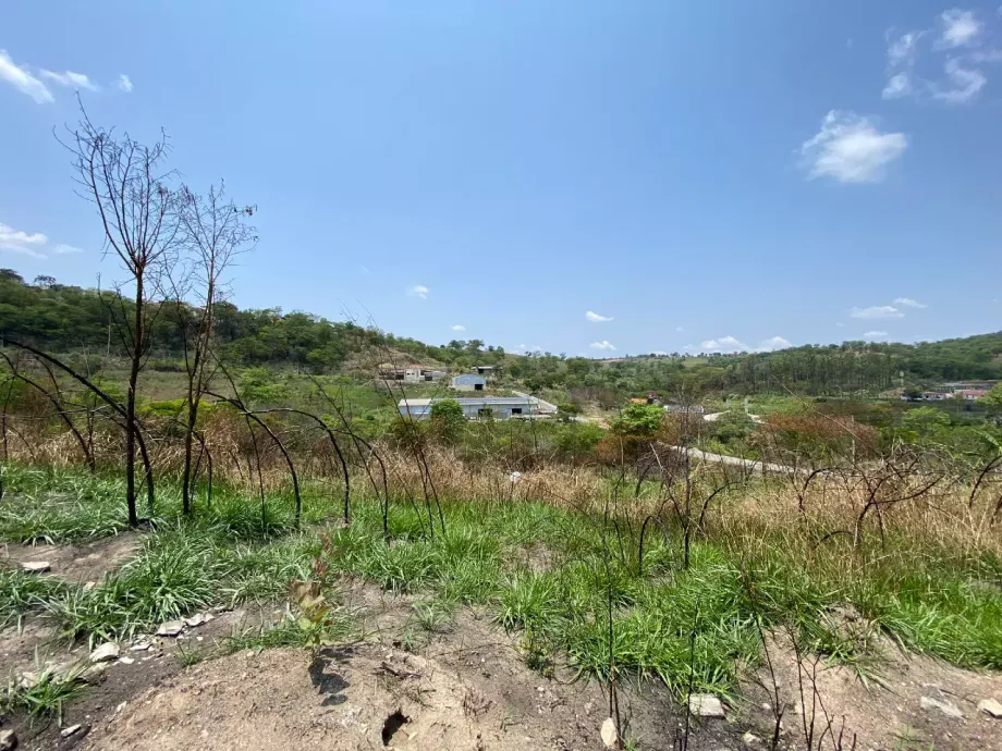 Lote 300 m² à venda no João Paulo II