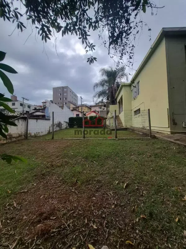 Casa à venda, 7 quartos, 1 suíte, CENTRO