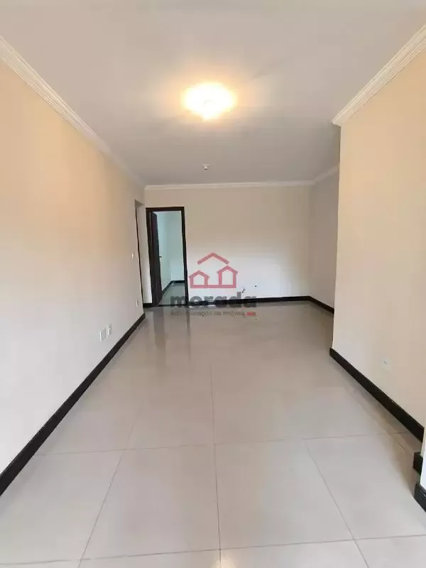 Apartamento para aluguel, 3 quartos, 1 suíte, 1 vaga, Centro