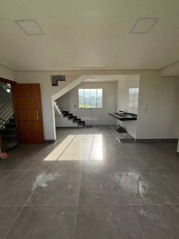 Cobertura à venda, 3 quartos, 1 suíte, 2 vagas, Tropical