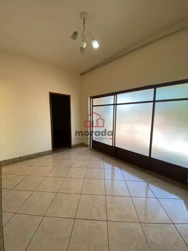 Casa à venda, 4 quartos, 1 vaga, CENTRO