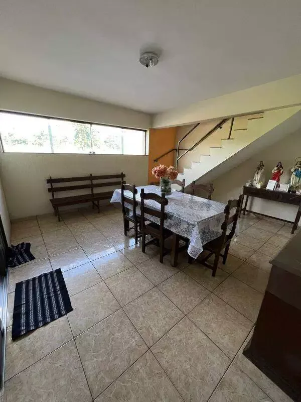Casa à venda, 11 quartos, 1 suíte, 3 vagas, Lourdes