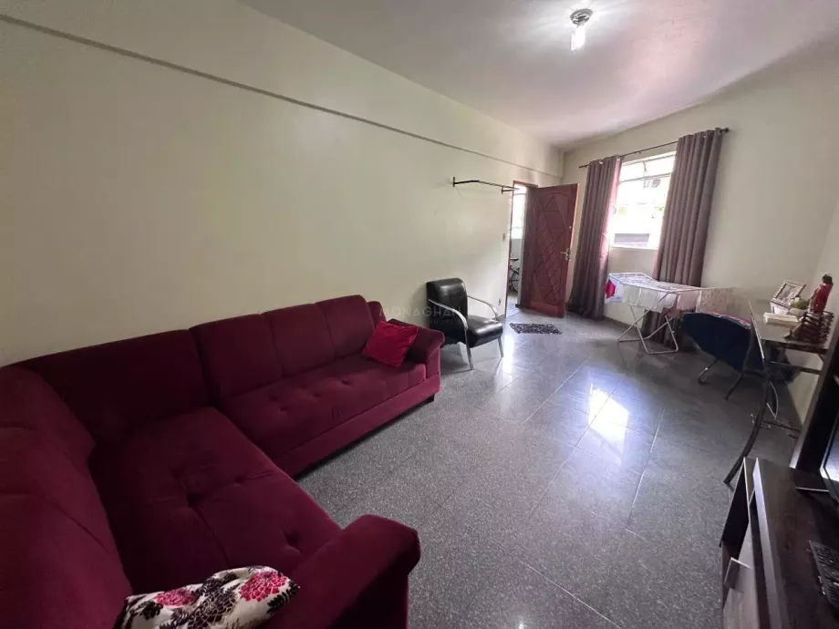 Apartamento à venda, 3 quartos, 1 suíte, 1 vaga, Centro