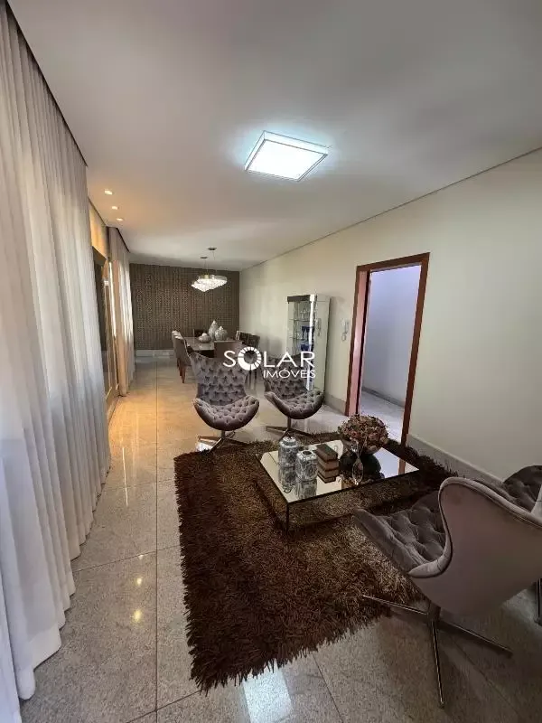 Casa a venda no bairro Santanense