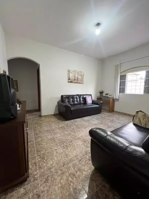 Casa à venda, 3 quartos, 1 suíte, 4 vagas, Parque Jardim