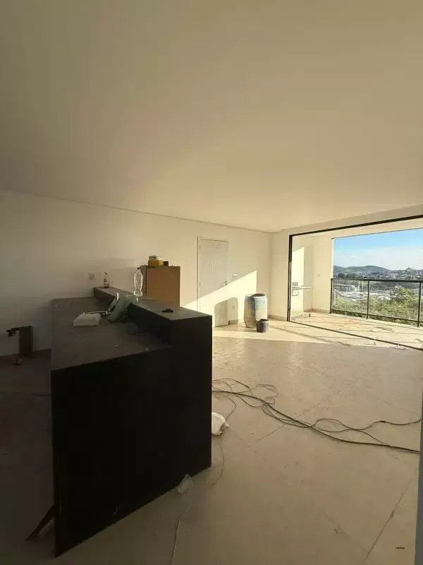 Apartamento à venda, 3 quartos, 1 suíte, 3 vagas, Tropical