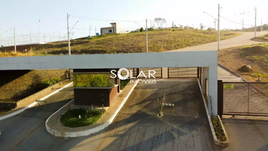 Lote à venda no bairro Boulevard Lago Sul, em Itaúna