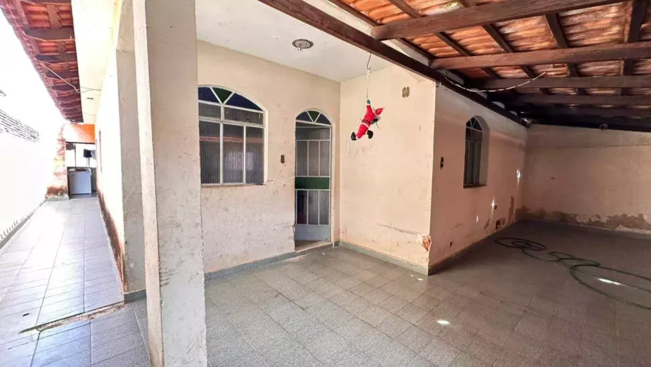 CASA à venda, 3 quartos, 2 vagas, ITAUNENSE II