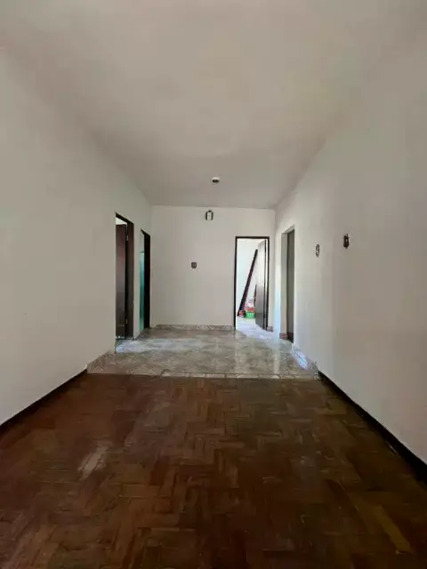 Casa 3 quartos com suíte em Lourdes