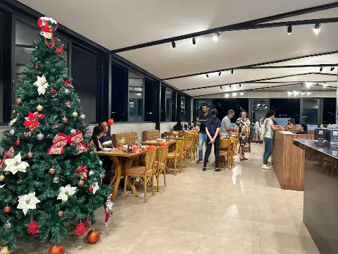 Vetrina Rooftop Itaúna - Pizzaria Exclusiva e Ambiente Reservado.