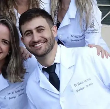 Dr. Hiatan Oliveira - Médico Ginecologista/Obstetra Consultório Itaúna