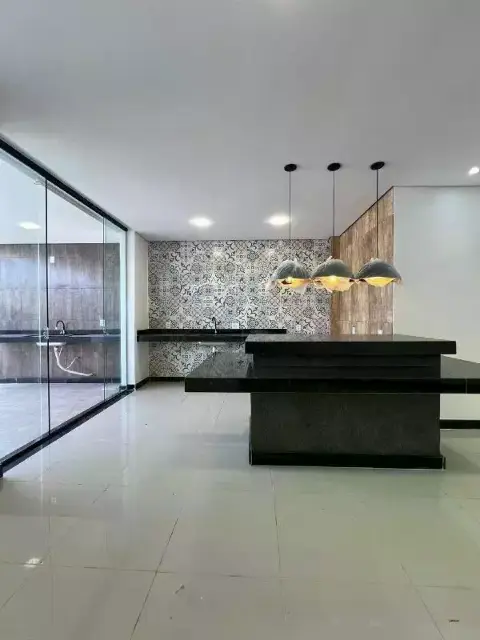 Casa 3 quartos, 250 m² – Nogueira Machado
