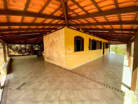 Chácara 3 quartos com suíte no Vale dos Ipês