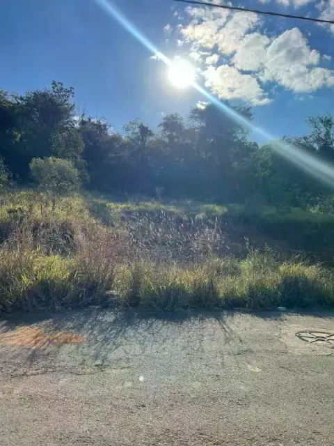Lote à venda, Vila da Serra