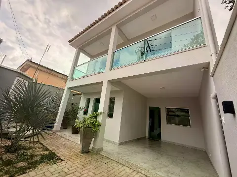 Casa 2 quartos com suíte à venda em Lourdes