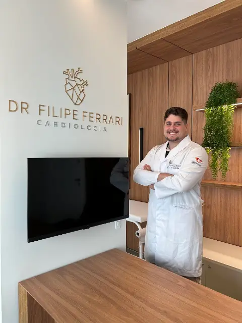 Dr. Filipe Ferrari de Oliveira, Cardiologista