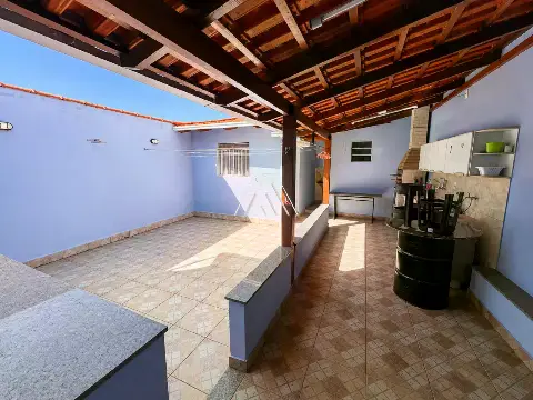 Casa 2 quartos à venda no Lourdes em Itaúna