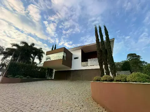 CASA à venda, 3 quartos, 1 suíte, 8 vagas, Cond. Granja Gloria