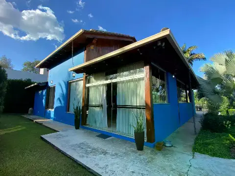 CASA à venda, 2 quartos, 1 suíte, 3 vagas, COND. GRANJA GLORIA
