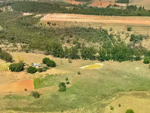 Fazenda à venda, Pedra Negra