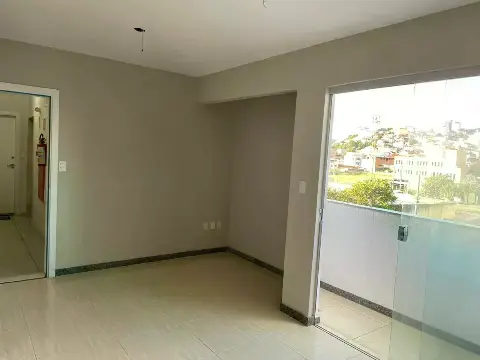 Apartamento com 3 quartos para alugar no Piedade