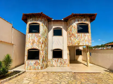Casa 5 quartos à venda no Santo Antônio