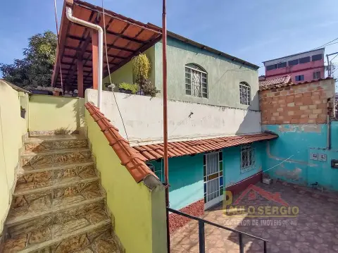 02 casas com 3 quartos à venda no Jardim Teresópolis - Betim