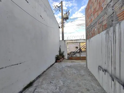 Casa para alugar com 3 quartos no Davanuze