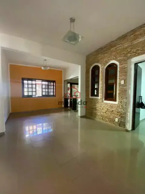 Casa à venda no Lourdes com 3 quartos e 2 suítes