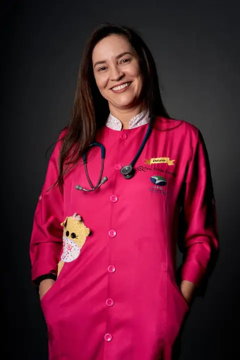 Vivian Rezende - Pediatra