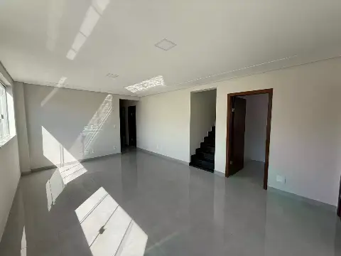 Cobertura à venda no Piedade – 3 quartos, 242 m2
