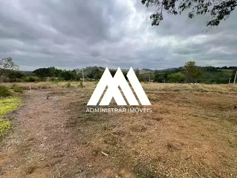 Lote de 300 m² à venda no Campos