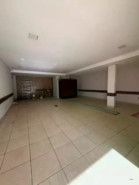 Loja à venda no Parque Jardim