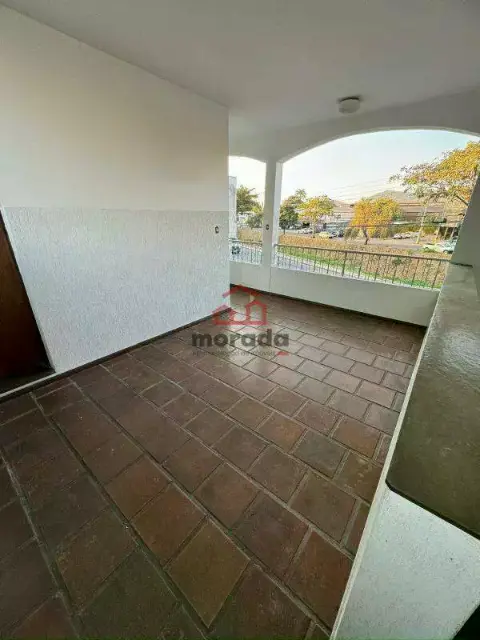 Casa à venda no Lourdes – 4 quartos, 1 suíte