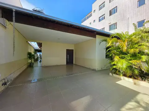 CASA à venda, 3 quartos, 1 suíte, 4 vagas, BELVEDERE