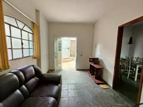 Casa 2 quartos à venda no Nogueira Machado