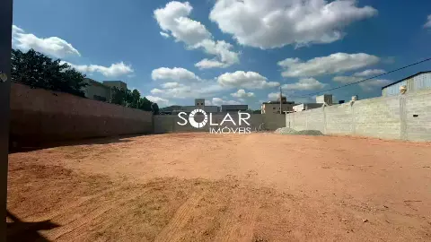 Lote de 700 m² para alugar no Sion, ideal para comércio